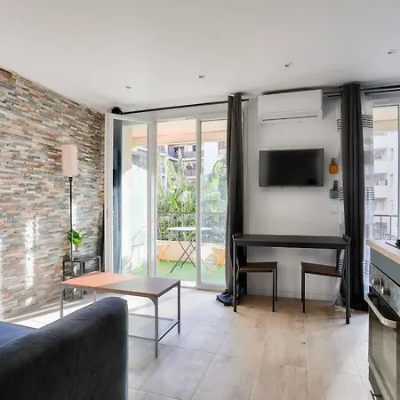 Appartamento Studio - Balcon Et Jacuzzi 15 Min De La Croisette Cannes